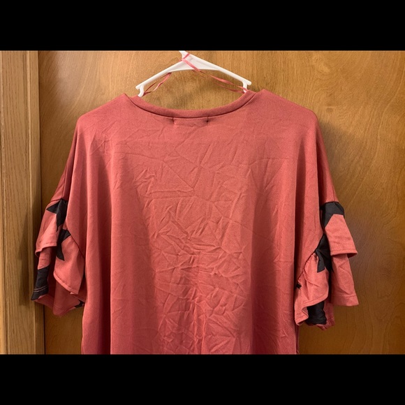 Womens plus size blouse - Picture 2 of 3